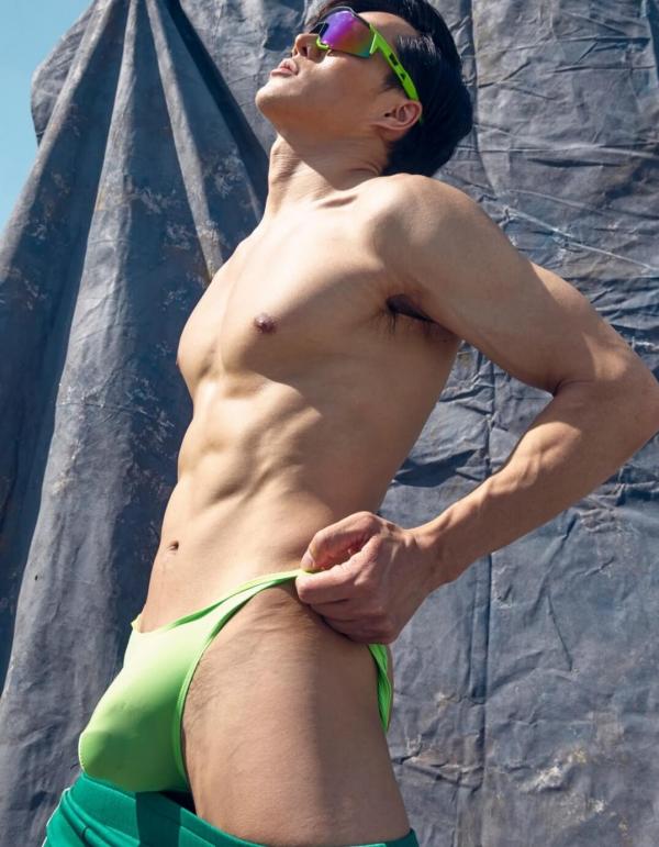 AWESOME-MEN-5--Prinzzer